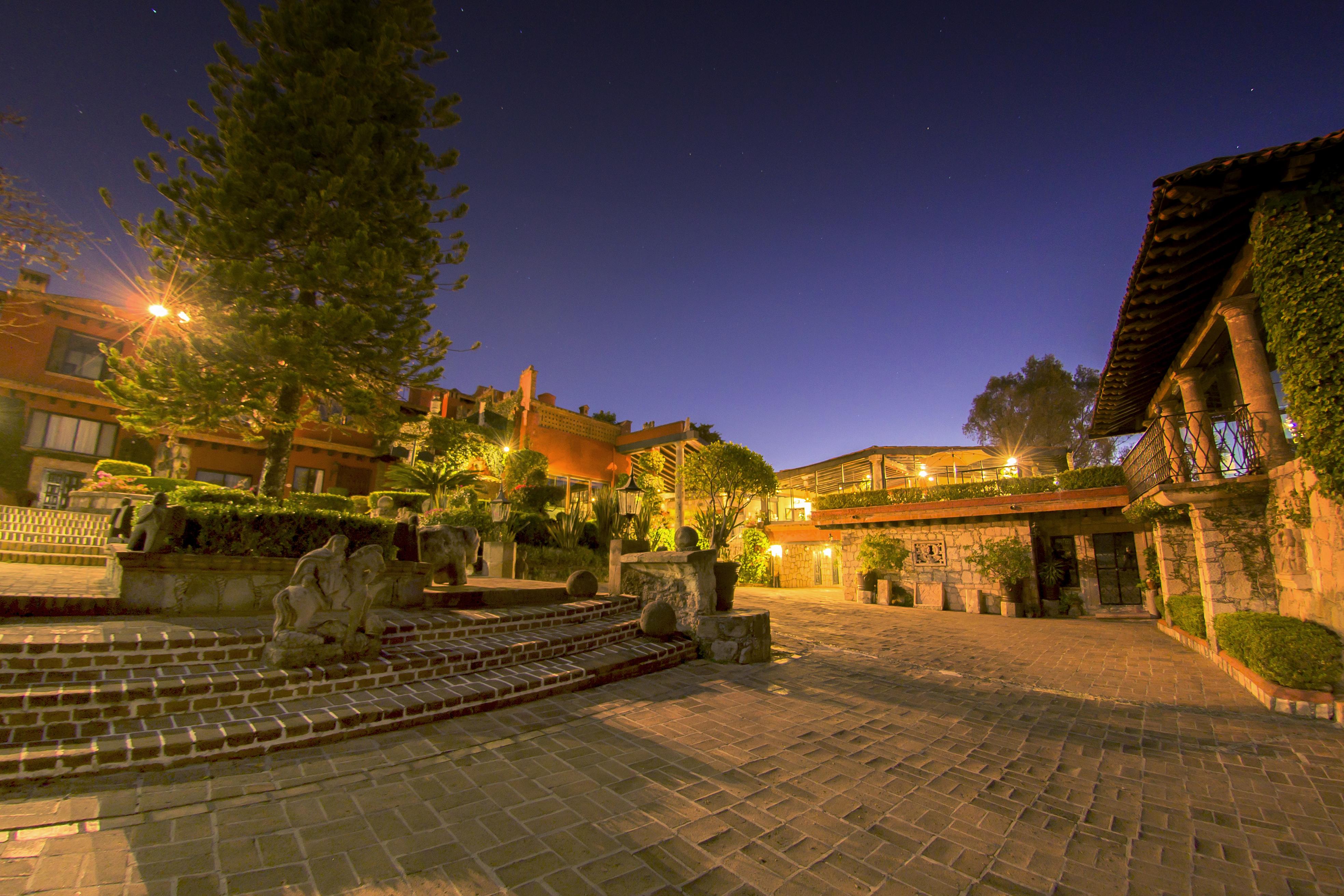 Villa Montana Hotel & Spa มอเรเลีย ภายนอก รูปภาพ