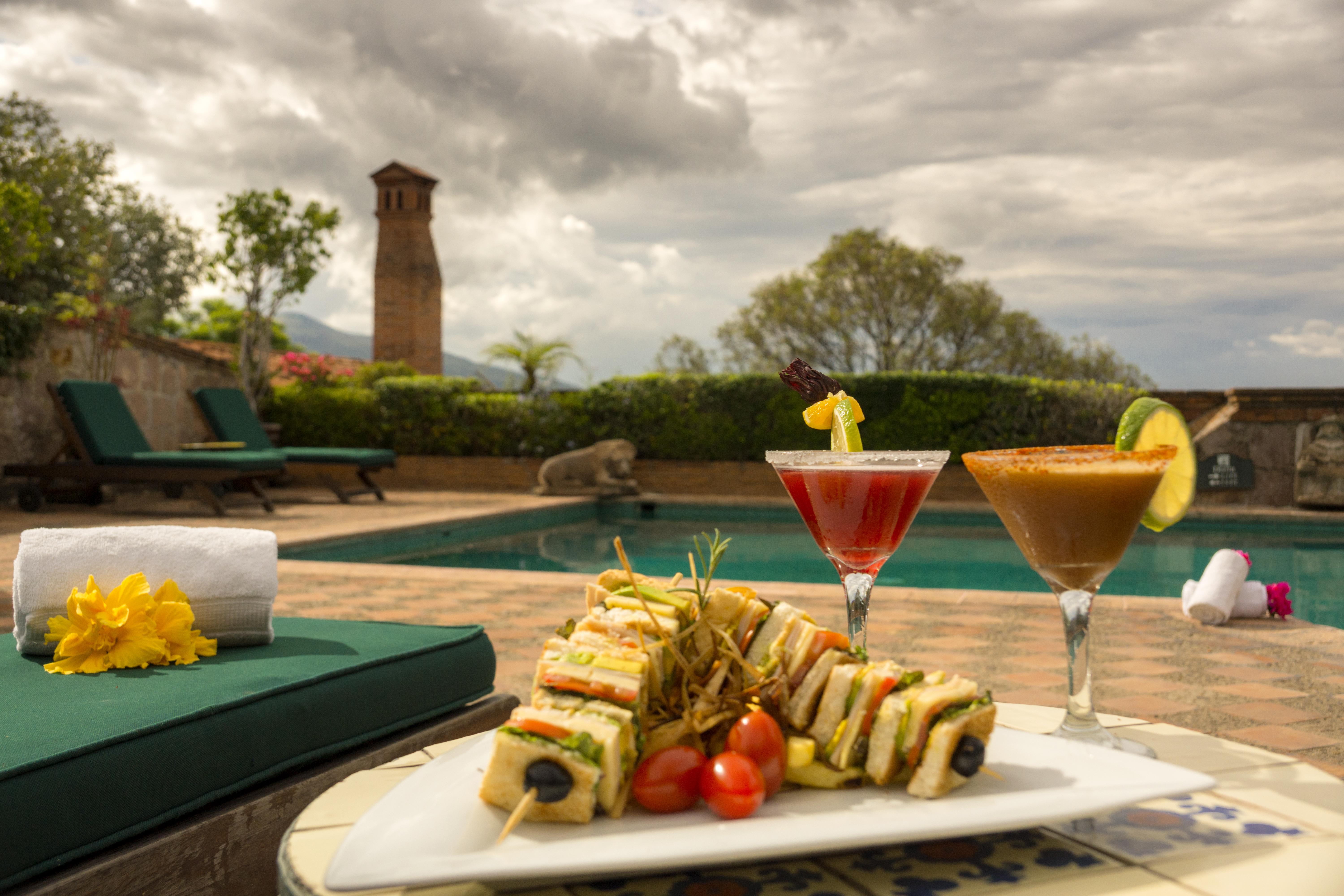 Villa Montana Hotel & Spa มอเรเลีย ภายนอก รูปภาพ